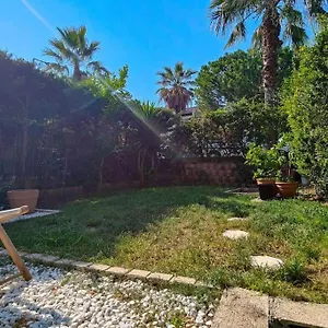 Loubet Plage - Spacieux Avec Jardin Appartement